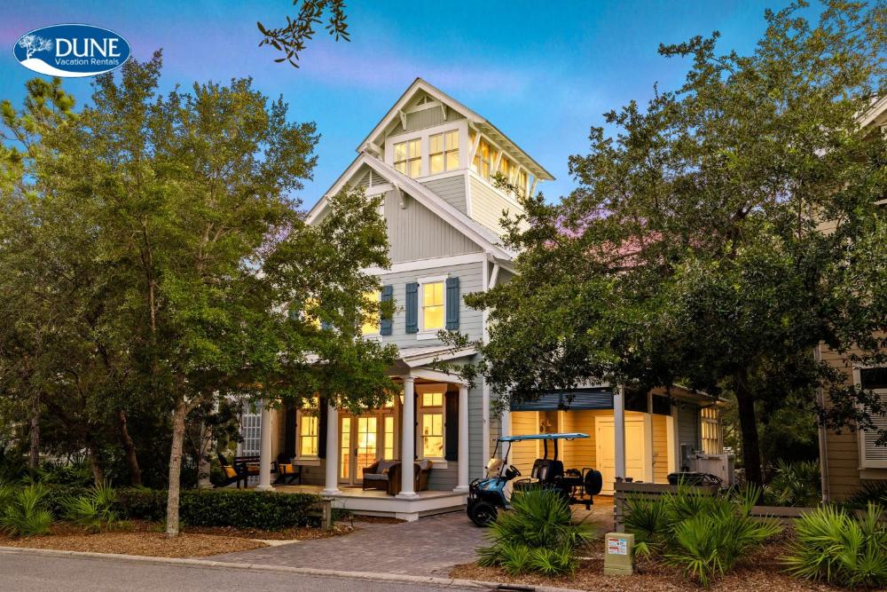 Four-Bedroom Vacation Home interior